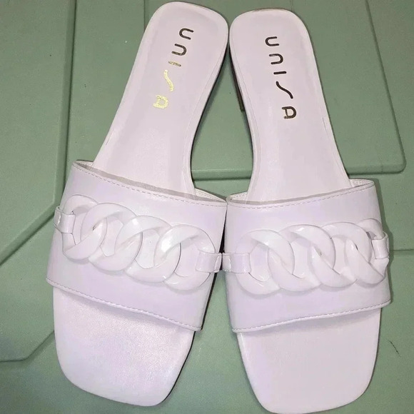 NWOB Unisa Unsully Chain Flat Sandal Slide White Women's 9.5 - Picture 2 of 9